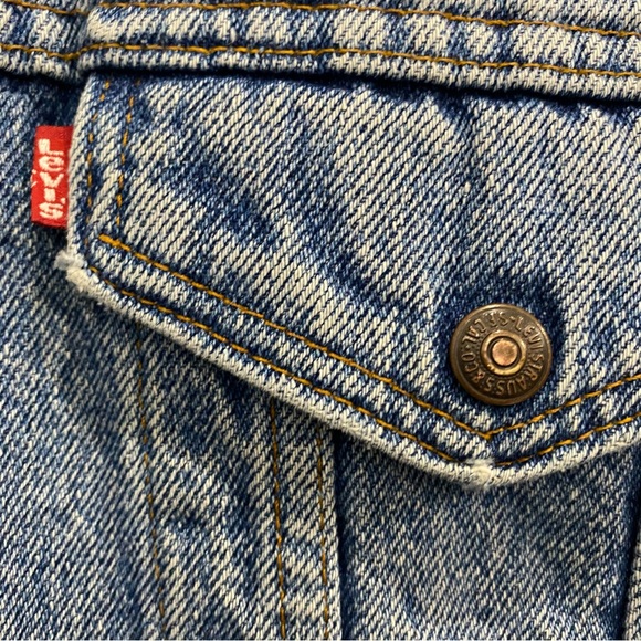 Vintage Levi’s Sherpa Lined Jean Trucker Jacket - Picture 6 of 16